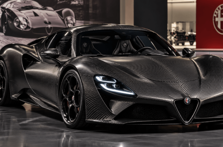 Alfa Romeo показа своята впечатляваща „Черна перла“